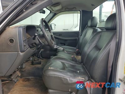 Zdjęcie 7 z 12 samochodu: 2005 CHEVROLET SILVERADO C2500 HEAVY DUTY VIN:1GBHC24U05E188794 - miniatura
