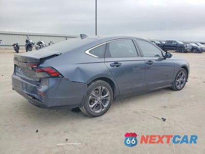 Trzecie zdjęcie samochodu z tyłu: 2024 HONDA ACCORD HYBRID EXL VIN:1HGCY2F6XRA046215 - miniatura
