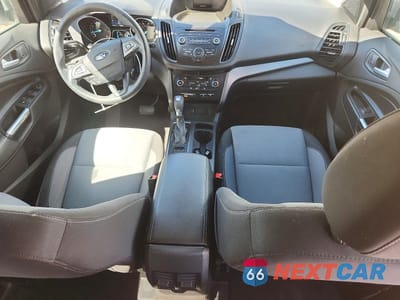 Zdjęcie 8 z 13 samochodu: 2017 FORD ESCAPE SE VIN:1FMCU0GD4HUE49322 - miniatura