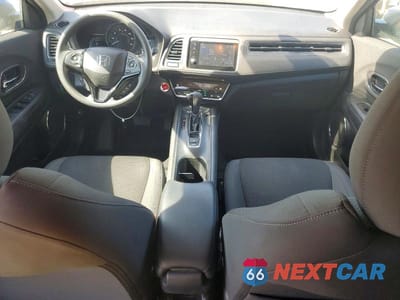 Zdjęcie 8 z 13 samochodu: 2022 HONDA HR-V EX VIN:3CZRU6H55NM749518 - miniatura