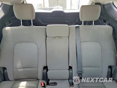Zdjęcie 10 z 13 samochodu: 2015 HYUNDAI SANTA FE SPORT 2.4L VIN:5XYZTDLB4FG251187 - miniatura