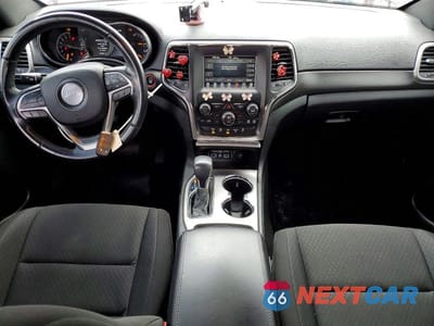 Zdjęcie 8 z 14 samochodu: 2018 JEEP GRAND CHEROKEE LAREDO VIN:1C4RJFAG6JC266948 - miniatura