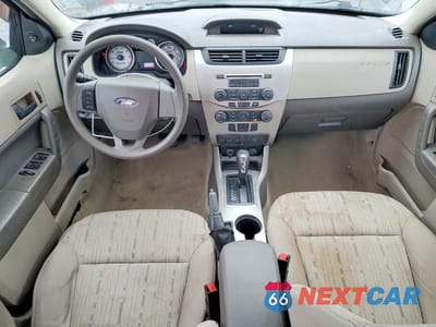 Zdjęcie 8 z 11 samochodu: 2009 FORD FOCUS SE VIN:1FAHP35N49W241712 - miniatura