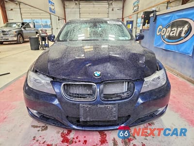Piąte zdjęcie samochodu w środku: 2009 BMW 328 XI SULEV VIN:WBAPK53539A510456 - miniatura