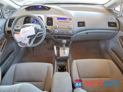 Zdjęcie 8 z 12 samochodu: 2010 HONDA CIVIC LX VIN:2HGFA1F57AH317076 - miniatura