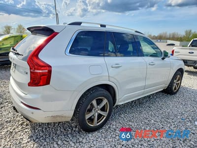 Trzecie zdjęcie samochodu z tyłu: 2016 VOLVO XC90 T5 VIN:YV4102XK8G1076073 - miniatura