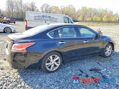 Trzecie zdjęcie samochodu z tyłu: 2015 NISSAN ALTIMA 2.5 SV VIN:1N4AL3AP8FC273158 - miniatura