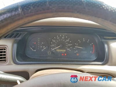 Zdjęcie 9 z 12 samochodu: 2001 TOYOTA CAMRY LE VIN:4T1BG22K21U810959 - miniatura