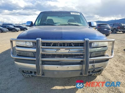 Piąte zdjęcie samochodu w środku: 2000 CHEVROLET SILVERADO K1500 VIN:1GCEK19T5YE357031 - miniatura