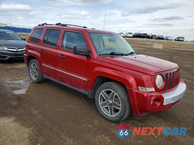 Czwarte zdjęcie samochodu z boku: 2008 JEEP PATRIOT LIMITED VIN:1J8FF48W08D745207 - miniatura
