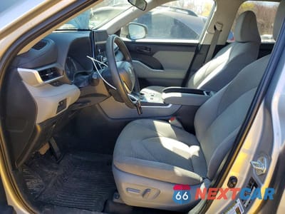 Zdjęcie 7 z 12 samochodu: 2023 TOYOTA HIGHLANDER L VIN:5TDKDRAH4PS020586 - miniatura