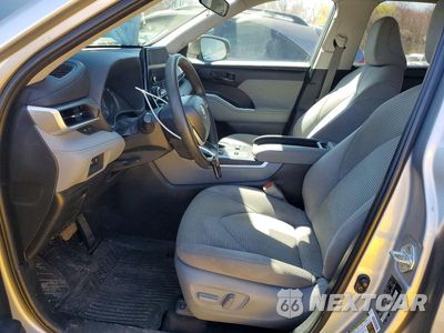Zdjęcie 7 z 13 samochodu: 2023 TOYOTA HIGHLANDER L VIN:5TDKDRAH4PS020586 - miniatura