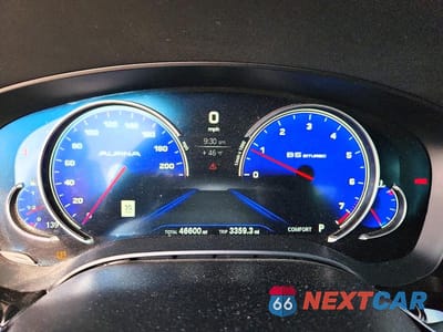 Zdjęcie 9 z 12 samochodu: 2018 BMW M550XI VIN:WBAJB9C52JB036933 - miniatura