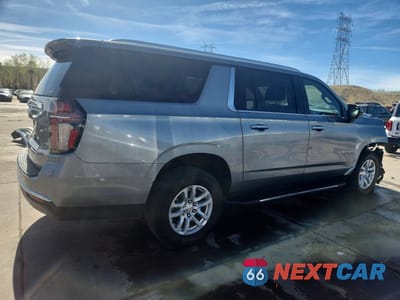 Trzecie zdjęcie samochodu z tyłu: 2024 CHEVROLET SUBURBAN K1500 LS VIN:1GNSKBKT2RR358707 - miniatura