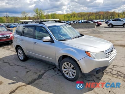 Czwarte zdjęcie samochodu z boku: 2011 SUBARU FORESTER 2.5X PREMIUM VIN:JF2SHADC6BH709310 - miniatura