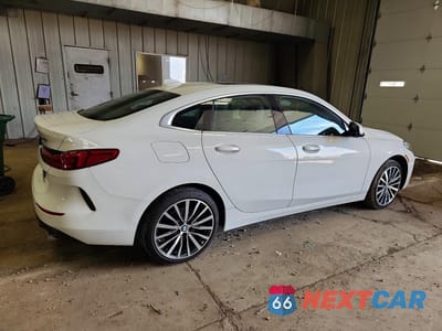 Trzecie zdjęcie samochodu z tyłu: 2021 BMW 228XI VIN:WBA73AK01M7J36740 - miniatura