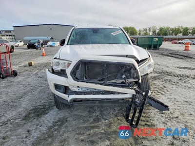Piąte zdjęcie samochodu w środku: 2020 TOYOTA TACOMA SR VIN:5TFRX5GN6LX179688 - miniatura