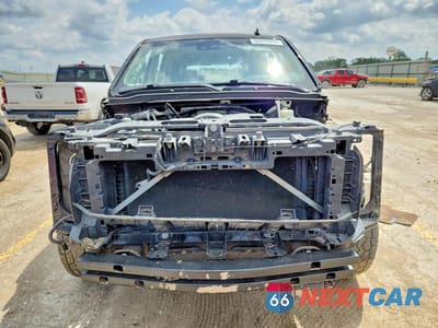 Piąte zdjęcie samochodu w środku: 2015 GMC YUKON DENALI VIN:1GKS2CKJ7FR227222 - miniatura