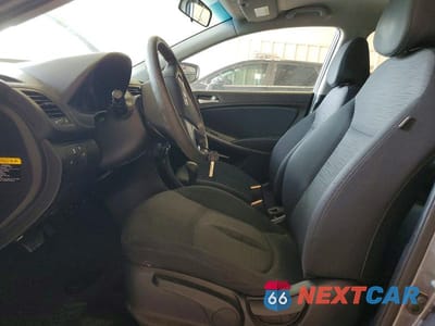 Zdjęcie 7 z 11 samochodu: 2017 HYUNDAI ACCENT SE VIN:KMHCT5AE2HU323137 - miniatura