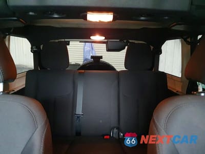 Zdjęcie 10 z 14 samochodu: 2015 JEEP WRANGLER UNLIMITED SPORT VIN:1C4BJWDG6FL586243 - miniatura