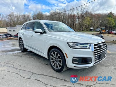 Czwarte zdjęcie samochodu z boku: 2018 AUDI Q7 PREMIUM PLUS VIN:WA1LAAF78JD045051 - miniatura