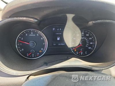 Zdjęcie 9 z 12 samochodu: 2017 KIA FORTE LX VIN:3KPFL4A79HE134884 - miniatura