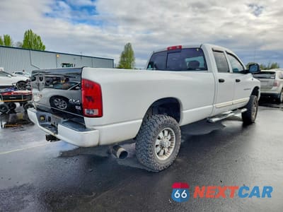 Trzecie zdjęcie samochodu z tyłu: 2004 DODGE RAM 3500 ST VIN:3D3LU38C94G196028 - miniatura
