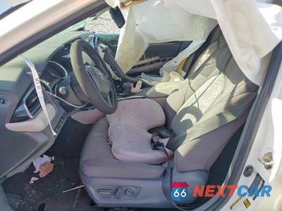 Zdjęcie 7 z 12 samochodu: 2020 TOYOTA CAMRY LE VIN:4T1C11AK8LU885704 - miniatura
