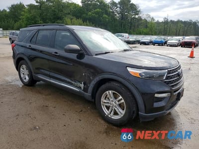 Czwarte zdjęcie samochodu z boku: 2021 FORD EXPLORER XLT VIN:1FMSK7DH4MGB67109 - miniatura