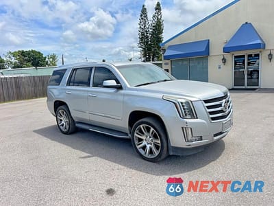 2015 CADILLAC ESCALADE LUXURY 1GYS4BKJ7FR302897 - główne zdjęcie licytacji z USA - miniatura
