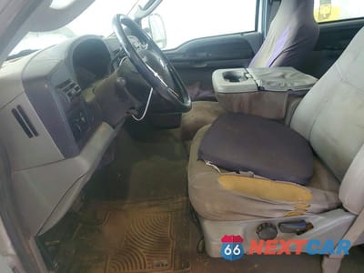 Zdjęcie 7 z 11 samochodu: 2007 FORD F250 SUPER DUTY VIN:1FTSW21P17EA41653 - miniatura