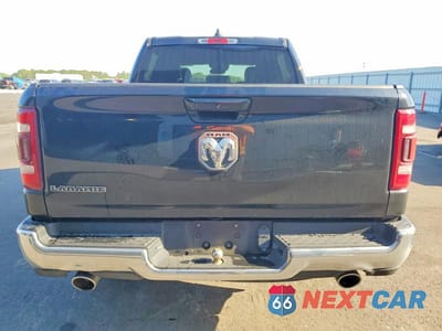 Zdjęcie 6 z 12 samochodu: 2024 RAM 1500 LARAMIE VIN:1C6RREJT2RN218709 - miniatura
