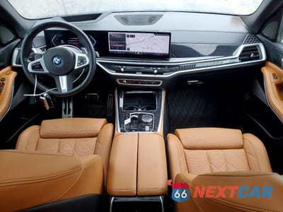 Zdjęcie 8 z 13 samochodu: 2024 BMW X5 XDRIVE50E VIN:5UX43EU04R9T30411 - miniatura
