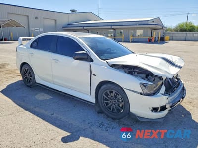 Czwarte zdjęcie samochodu z boku: 2012 MITSUBISHI LANCER ES VIN:JA32U2FU9CU019712 - miniatura