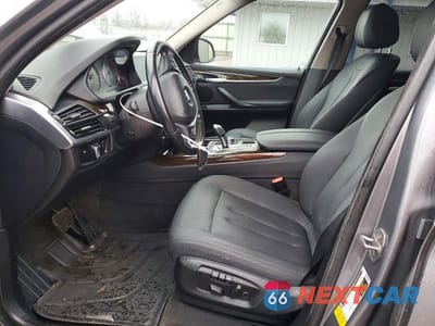 Zdjęcie 7 z 13 samochodu: 2015 BMW X5 SDRIVE35I VIN:5UXKR2C5XF0H39176 - miniatura