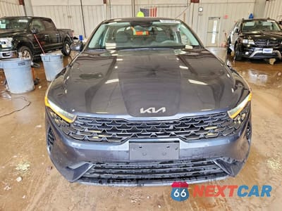 Piąte zdjęcie samochodu w środku: 2023 KIA K5 LXS VIN:5XXG14J23PG219174 - miniatura