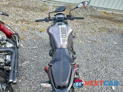 Zdjęcie 6 z 9 samochodu: 2023 KAWASAKI ZR900 F VIN:ML5ZRDF11PDA59482 - miniatura