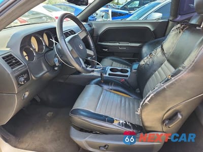 Zdjęcie 7 z 12 samochodu: 2009 DODGE CHALLENGER SE VIN:2B3LJ44V29H551547 - miniatura