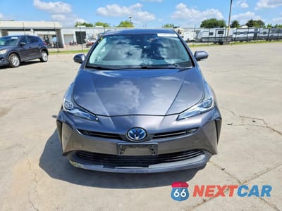 Piąte zdjęcie samochodu w środku: 2019 TOYOTA PRIUS XLE VIN:JTDKARFU3K3089388 - miniatura