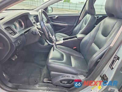 Zdjęcie 7 z 13 samochodu: 2013 VOLVO S60 T5 VIN:YV1612FH5D2221470 - miniatura