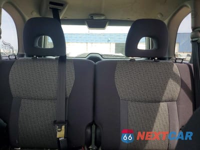 Zdjęcie 10 z 13 samochodu: 2005 TOYOTA RAV4 BASE VIN:JTEHD20VX56024434 - miniatura