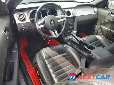 Zdjęcie 8 z 12 samochodu: 2005 FORD MUSTANG GT VIN:1ZVHT82H355250092 - miniatura