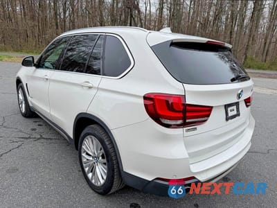 Trzecie zdjęcie samochodu z tyłu: 2017 BMW X5 XDRIVE35I VIN:5UXKR0C37H0X83140 - miniatura