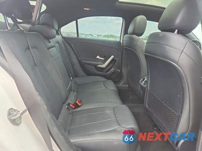 Zdjęcie 10 z 13 samochodu: 2019 MERCEDES-BENZ A 220 VIN:WDD3G4EB2KW035090 - miniatura