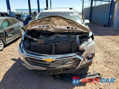 Piąte zdjęcie samochodu w środku: 2019 CHEVROLET TRAVERSE LT VIN:1GNERHKW4KJ221293 - miniatura