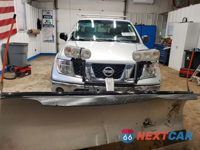 Piąte zdjęcie samochodu w środku: 2007 NISSAN FRONTIER SE VIN:1N6AD06W77C418677 - miniatura