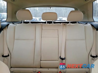 Zdjęcie 10 z 14 samochodu: 2015 MERCEDES-BENZ GLK 250 BLUETEC VIN:WDCGG0EB7FG425326 - miniatura