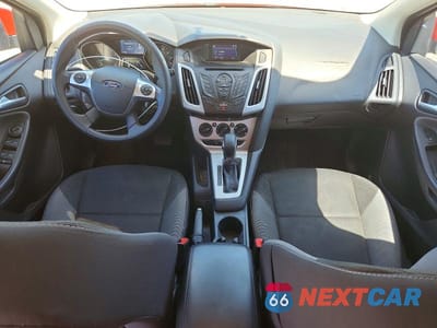 Zdjęcie 8 z 11 samochodu: 2014 FORD FOCUS SE VIN:1FADP3K23EL391704 - miniatura