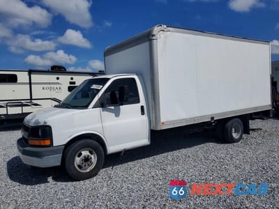 2012 CHEVROLET EXPRESS G3500 BOX TRUCK 1GB3G4CG3C1151894 - główne zdjęcie licytacji z USA - miniatura