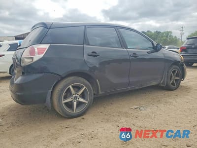 Trzecie zdjęcie samochodu z tyłu: 2005 TOYOTA COROLLA MATRIX XR VIN:2T1KR32E95C318897 - miniatura